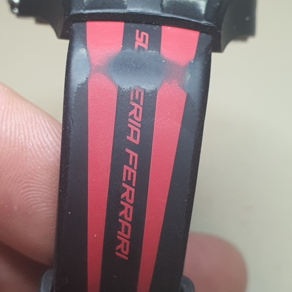 Scuderia Ferrari Pit Crew Black/Red Men's Watch *Send Offers* - Picture 3 of 6